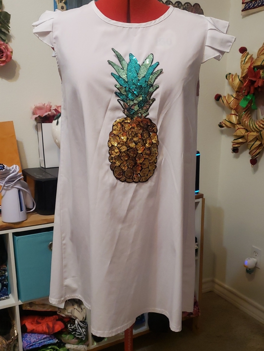 White Trapeze Dress with Sequin Pineapple